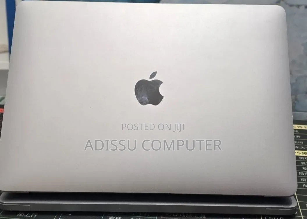 New Laptop Apple MacBook Air 2020 M1 8GB Apple M1 SSD 256GB