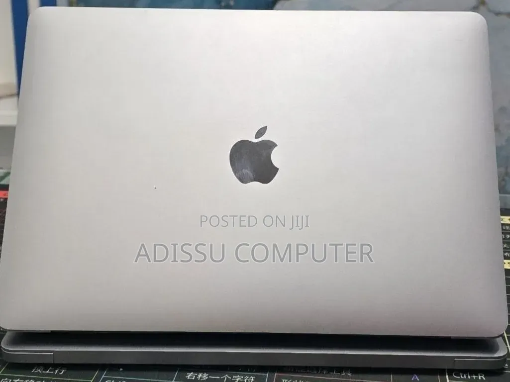 New Laptop Apple MacBook Air 2020 M1 8GB Apple M1 SSD 256GB
