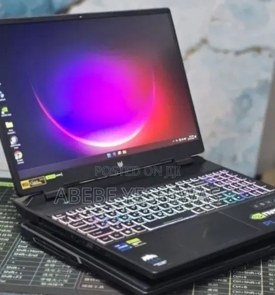 New Laptop Acer Predator Helios Neo 16 16GB Intel Core i7 SSD 512GB