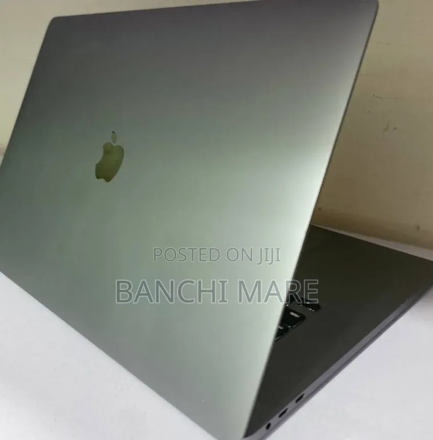 New Laptop Apple MacBook Pro 2019 16GB Intel Core i9 SSD 1T