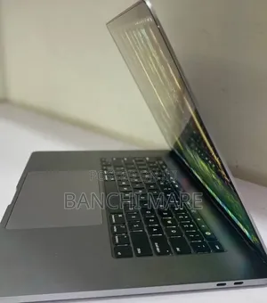 New Laptop Apple MacBook Pro 2019 16GB Intel Core i9 SSD 1T