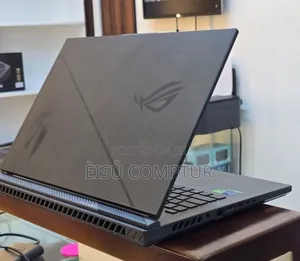New Laptop Asus ROG Strix G18 16GB Intel Core i9 SSD 1T