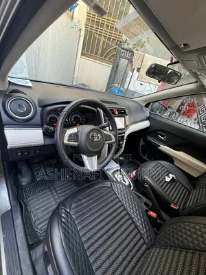 Toyota Rush 2022 Gray