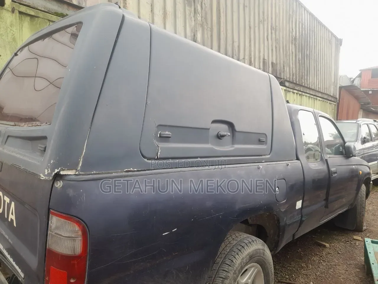 Toyota Hilux 2000 Blue