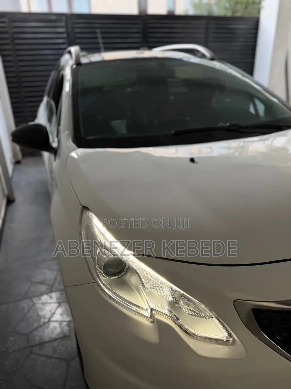 Peugeot 2008 1.2 PureTech (130 Hp) 2017 White