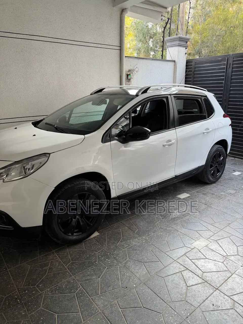 Peugeot 2008 1.2 PureTech (130 Hp) 2017 White