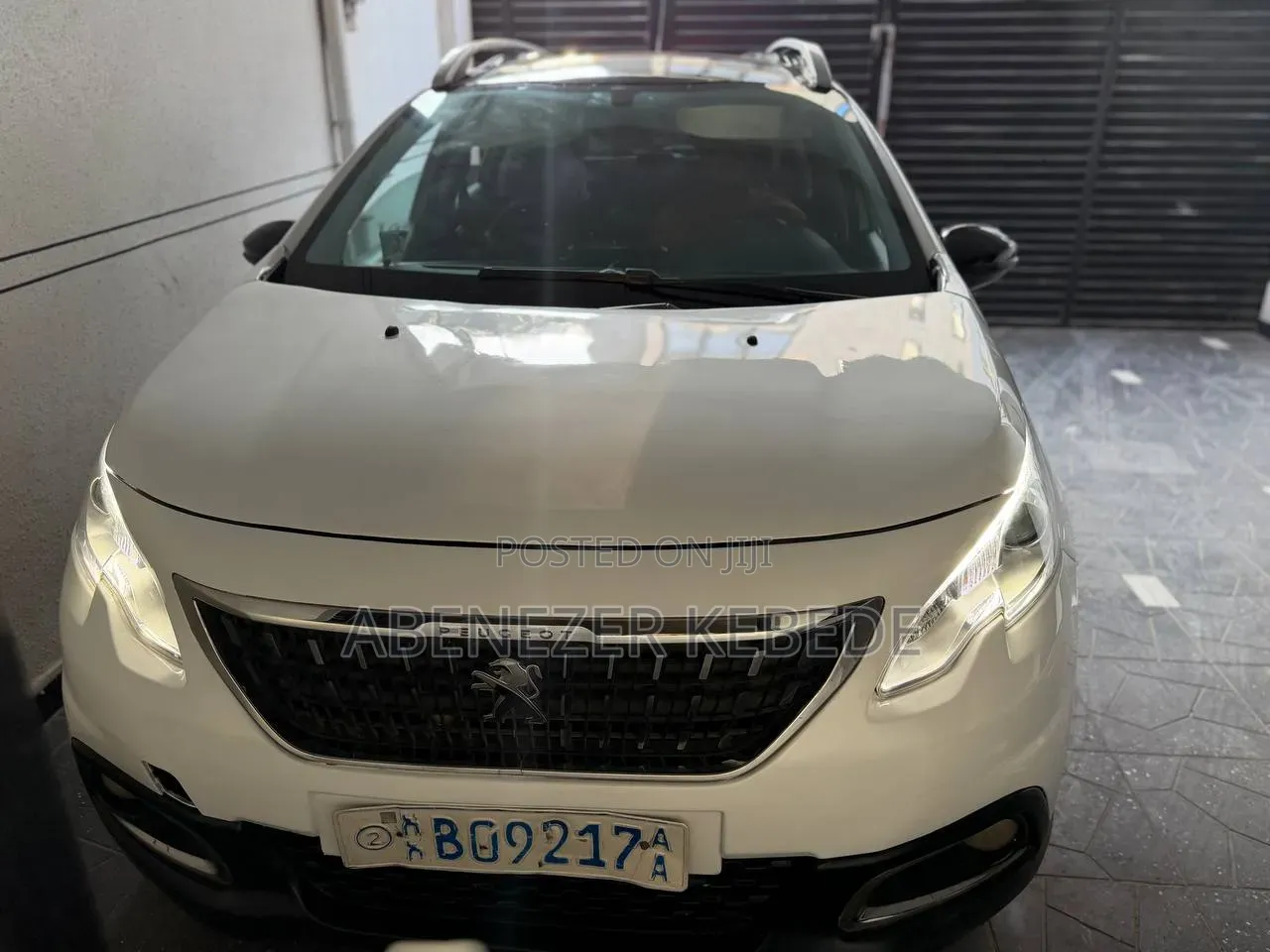 Peugeot 2008 1.2 PureTech (130 Hp) 2017 White