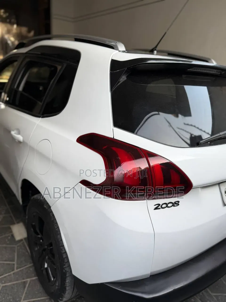 Peugeot 2008 1.2 PureTech (130 Hp) 2017 White