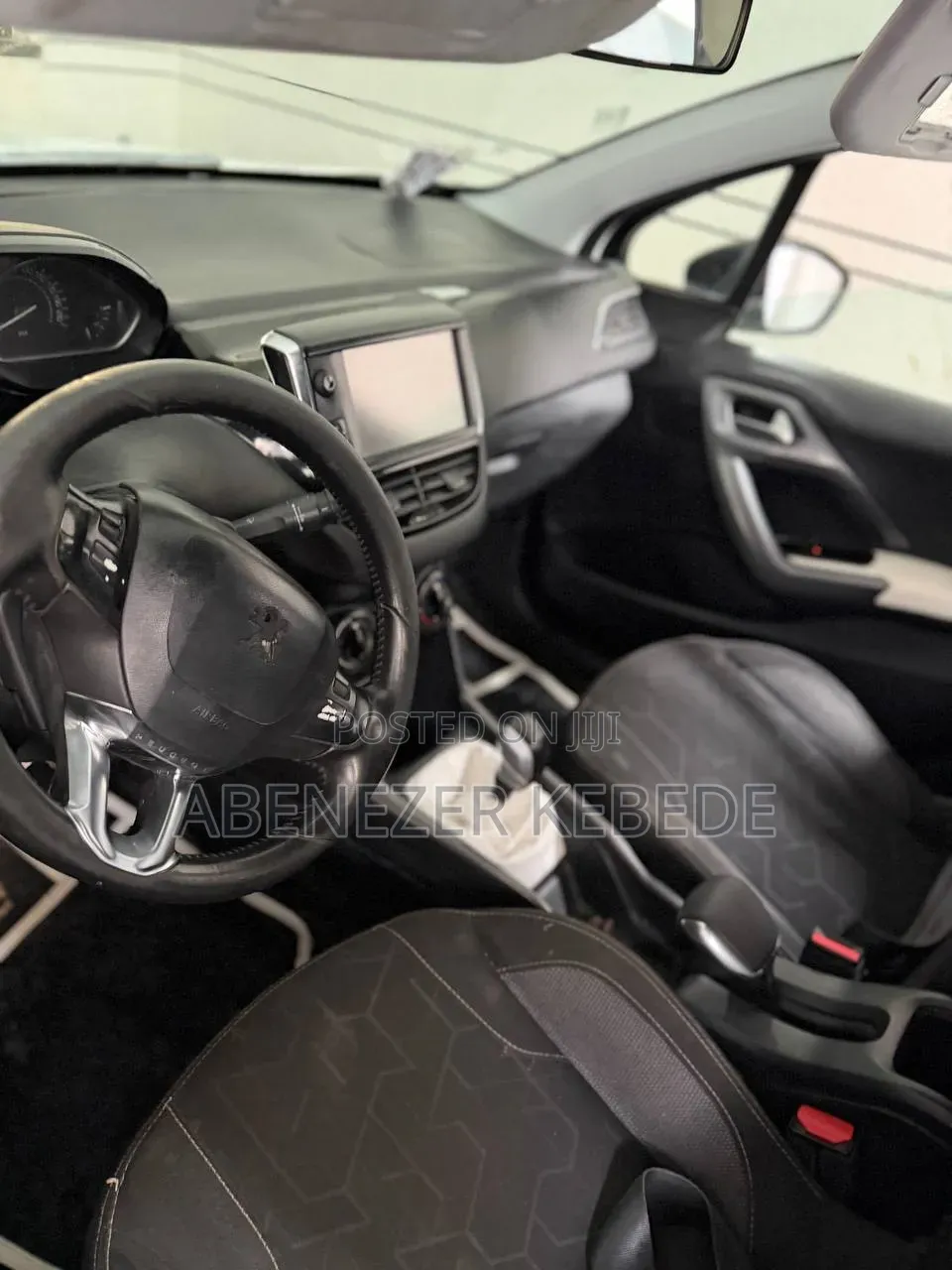 Peugeot 2008 1.2 PureTech (130 Hp) 2017 White