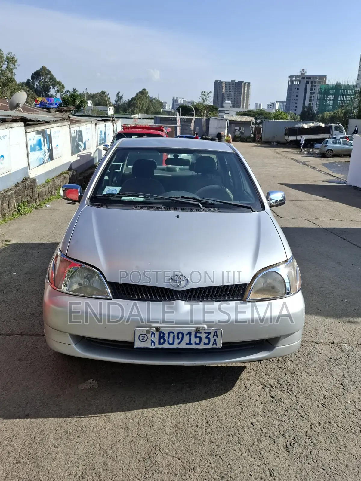 Toyota Platz 1.0 FWD 2001 Silver