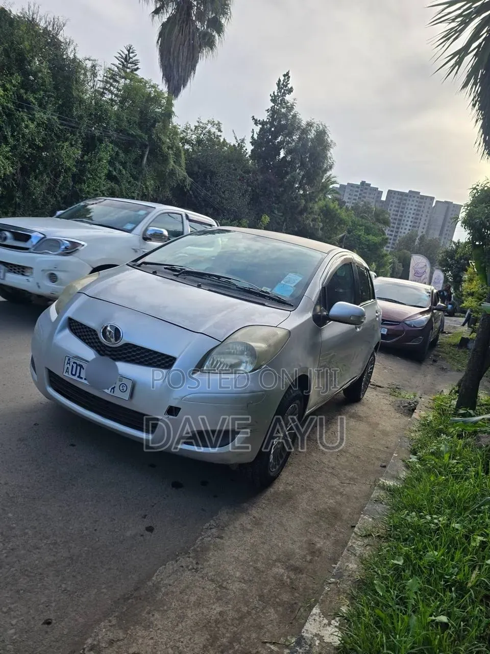 Toyota Yaris 2010 Silver