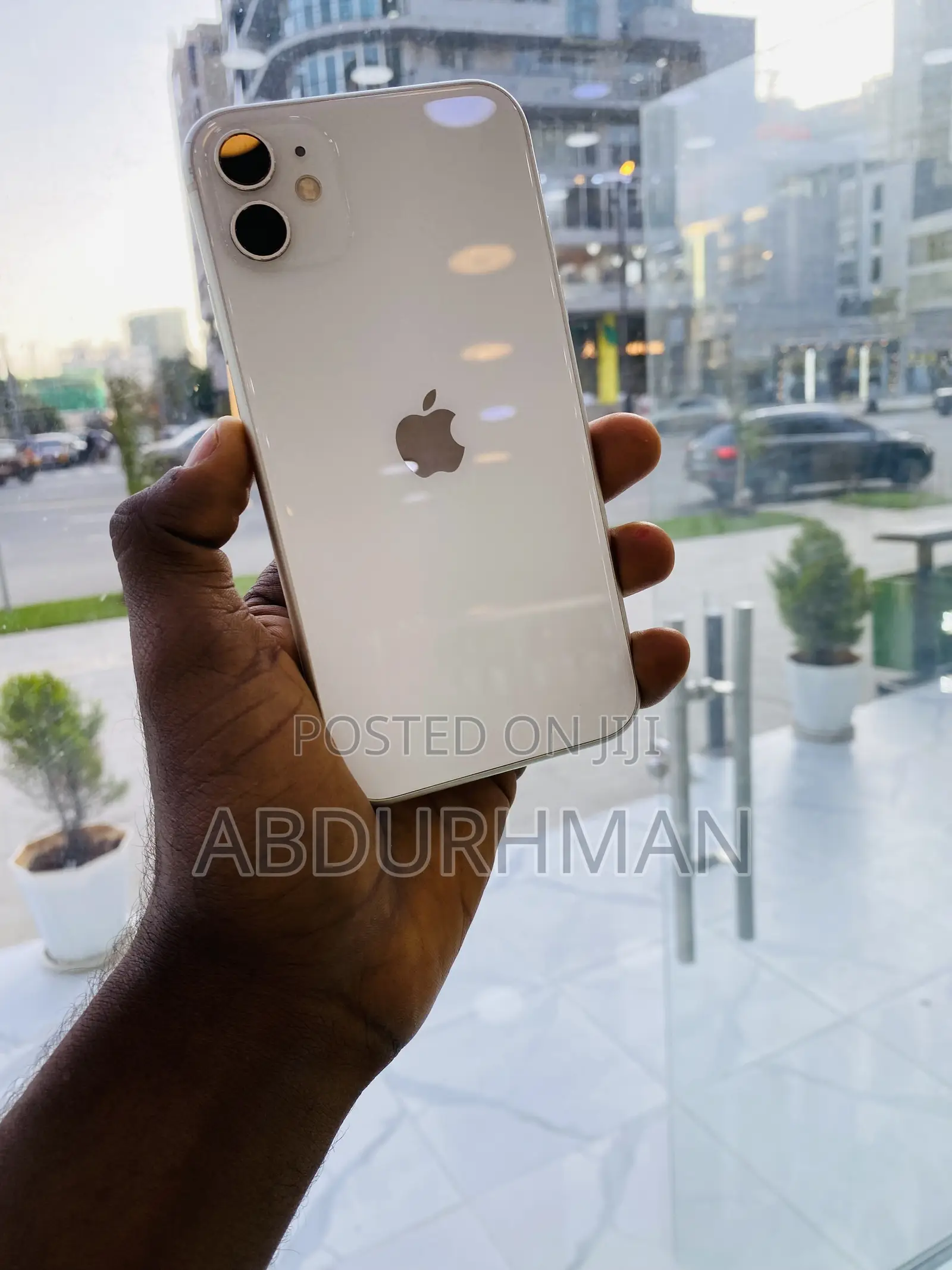 Apple iPhone 11 64 GB White