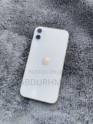 Apple iPhone 11 64 GB White