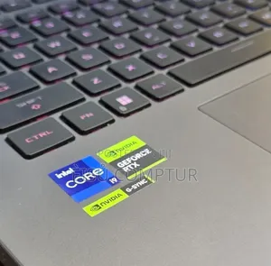 New Laptop Asus ROG Strix G18 16GB Intel Core i9 SSD 1T