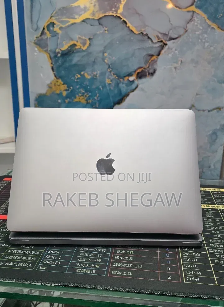 New Laptop Apple MacBook Air 2020 M1 8GB Apple M1 SSD 256GB