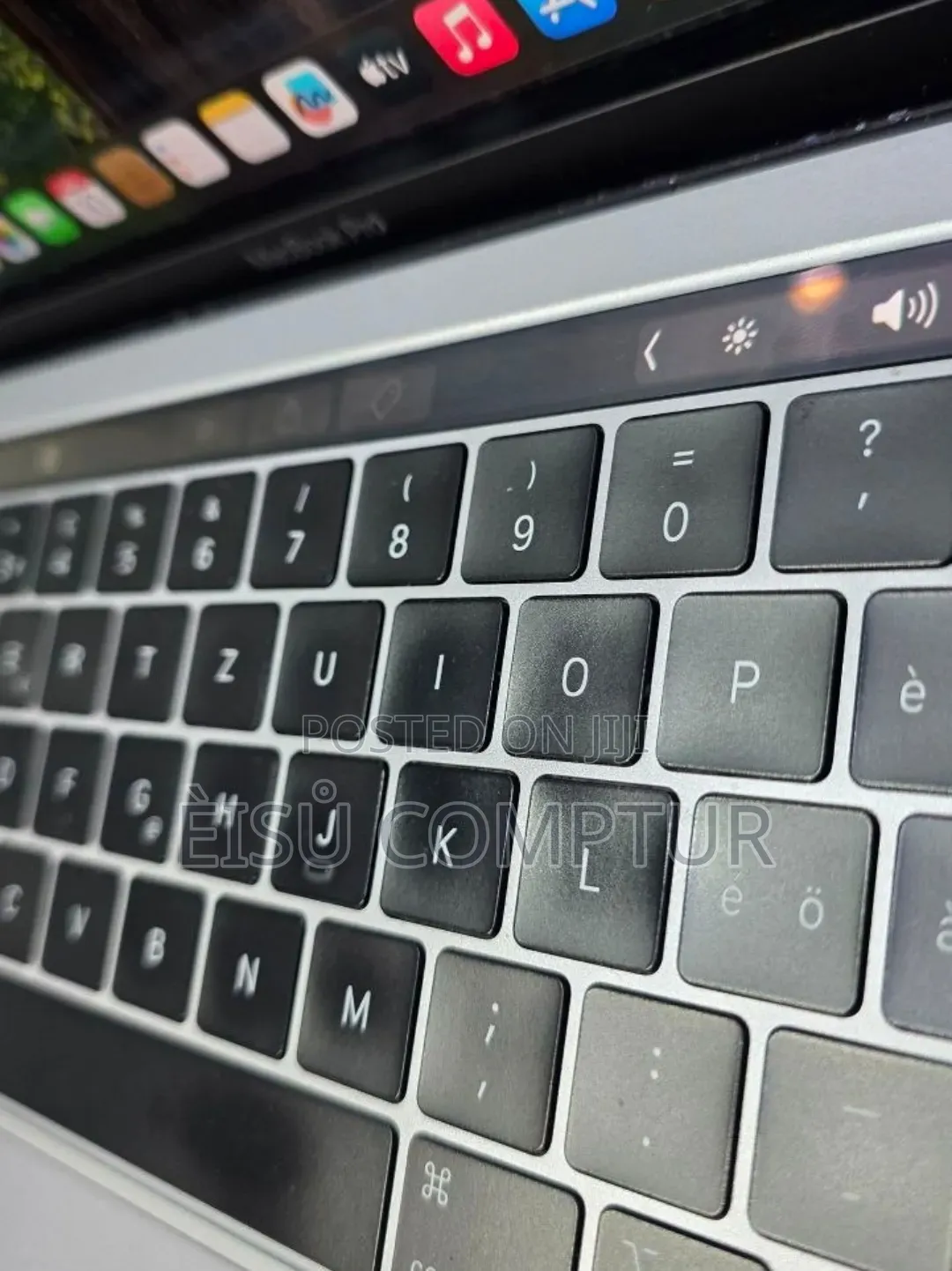 New Laptop Apple MacBook Air 2019 8GB Intel Core i5 SSD 128GB