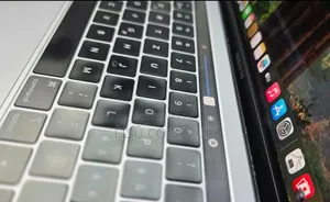 New Laptop Apple MacBook Air 2019 8GB Intel Core i5 SSD 128GB