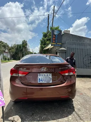 Hyundai Elantra 2015 Brown