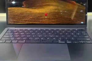 New Laptop Apple MacBook Air 2024 M3 8GB Apple M3 SSD 256GB