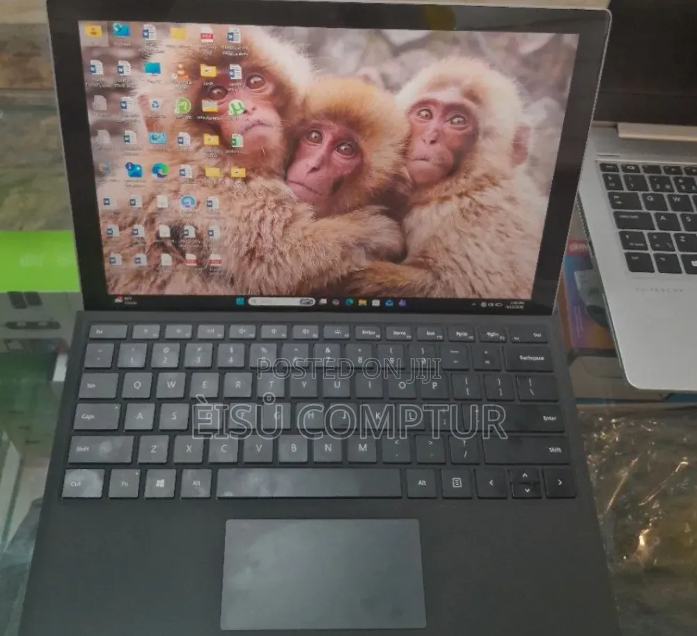 New Microsoft Surface Laptop 3 16GB Intel Core i5 SSHD (Hybrid) 512GB