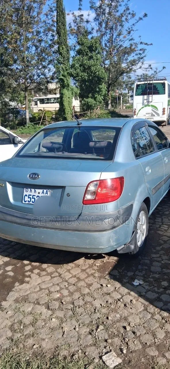 Kia Rio 2010 Blue