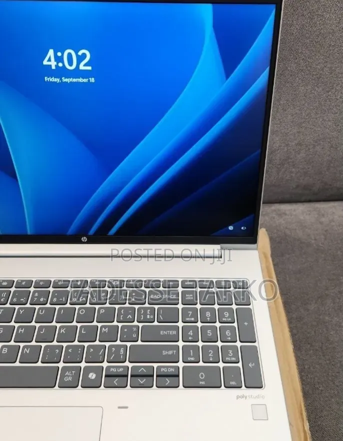 New Laptop HP ProBook 460 G11 16GB Intel Core Ultra 7 SSD 512GB