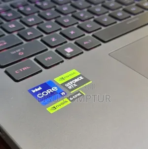 New Laptop Asus ROG Strix G18 32GB Intel Core i9 SSD 1T