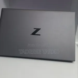 New Laptop HP ZBook Firefly G8 16GB Intel Core i7 SSD 512GB