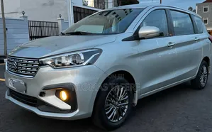 Suzuki Ertiga 2021 Silver