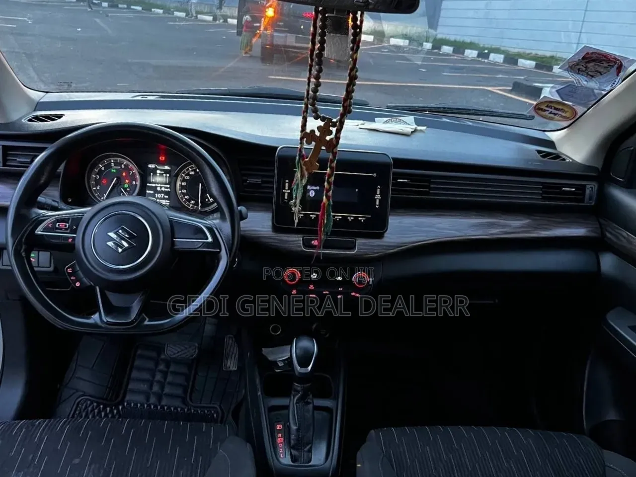 Suzuki Ertiga 2021 Silver