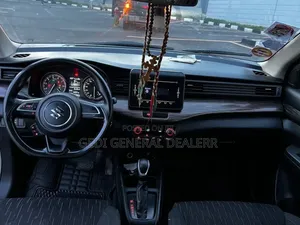 Suzuki Ertiga 2021 Silver
