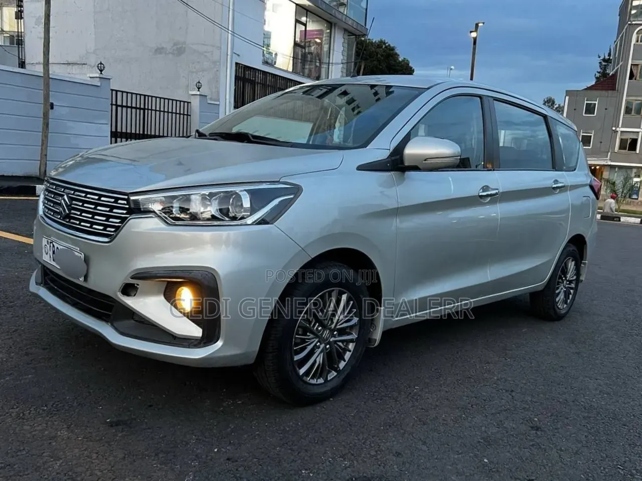 Suzuki Ertiga 2021 Silver