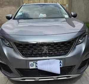 Peugeot 5008 2022 Gray