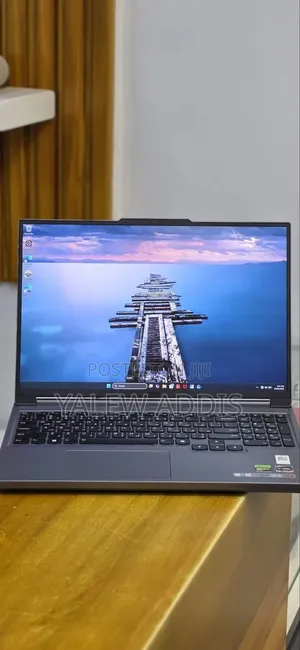 New Laptop Lenovo Legion 5 16GB AMD Ryzen 7 SSD 1T
