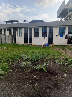 3bdrm Farm House in Oromia-Finfinne for sale