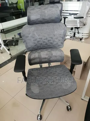 ማናጃር ኤጎኖምክ ፉል ሜሽ ቼር