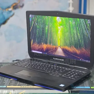 New Laptop Alienware 17 R3 8GB Intel Core i7 SSD 256GB