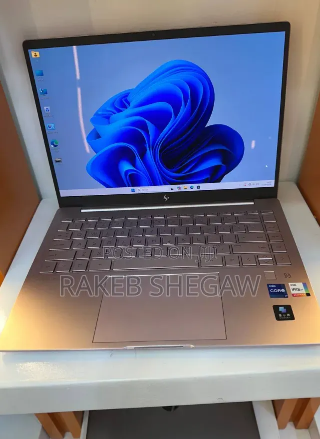 New Laptop HP Pavilion 14 16GB Intel Core i7 SSD 1T