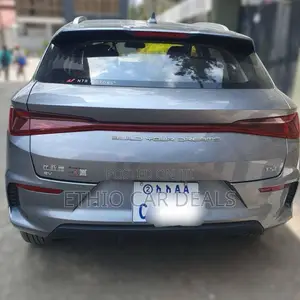 BYD E2 43 kWh 94 hp FWD 2025 Gray