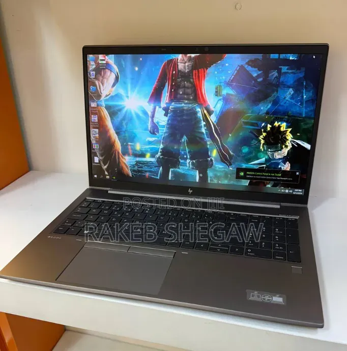 New Laptop HP ZBook Firefly G8 16GB Intel Core i7 SSD 512GB