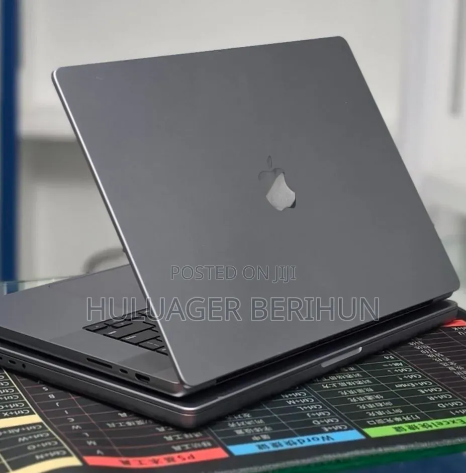 New Laptop Apple MacBook Pro 2021 M1 Max 32GB Apple M1 Max SSD 1T