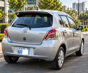 Toyota Yaris 2008 Silver