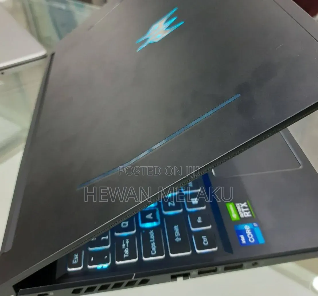 New Laptop Acer Predator Helios 300 16GB Intel Core i7 SSD 512GB