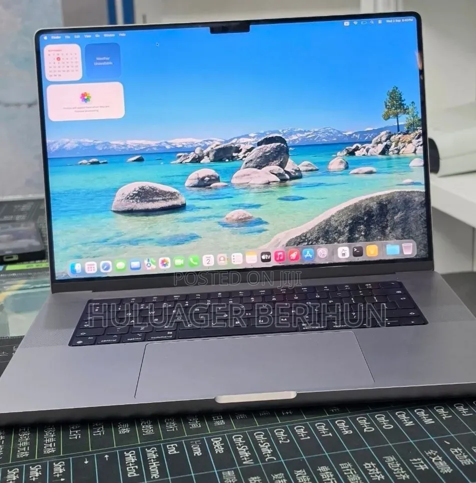 New Laptop Apple MacBook Pro 2021 M1 32GB Apple M1 Pro SSD 512GB