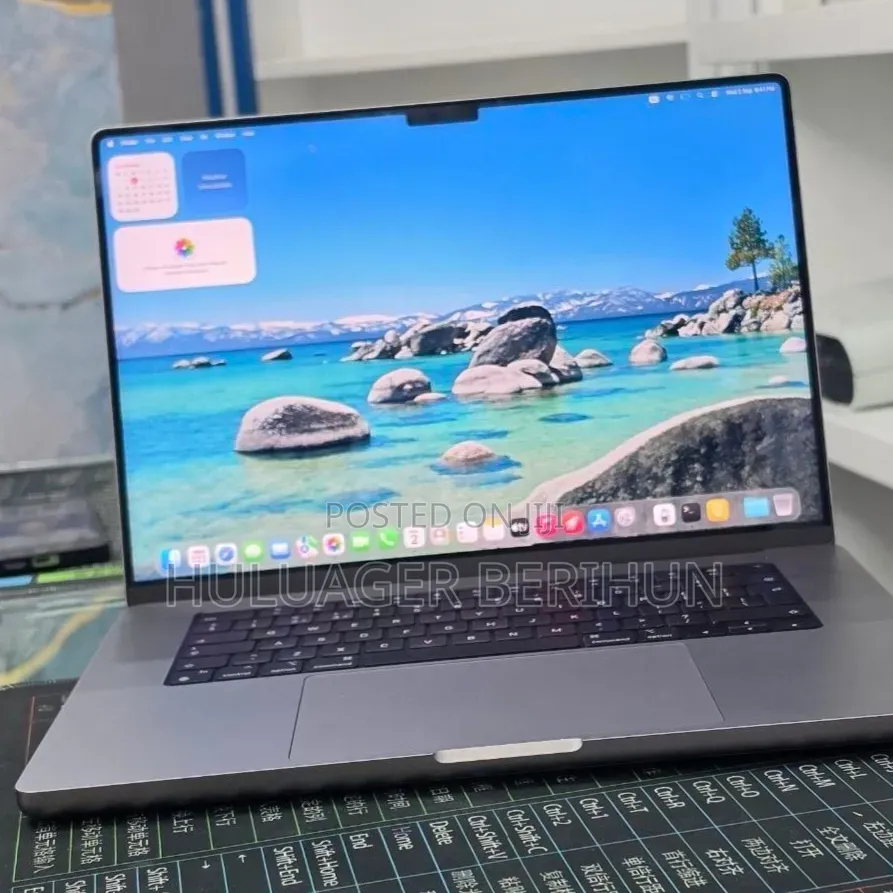 New Laptop Apple MacBook Pro 2021 M1 32GB Apple M1 Pro SSD 512GB