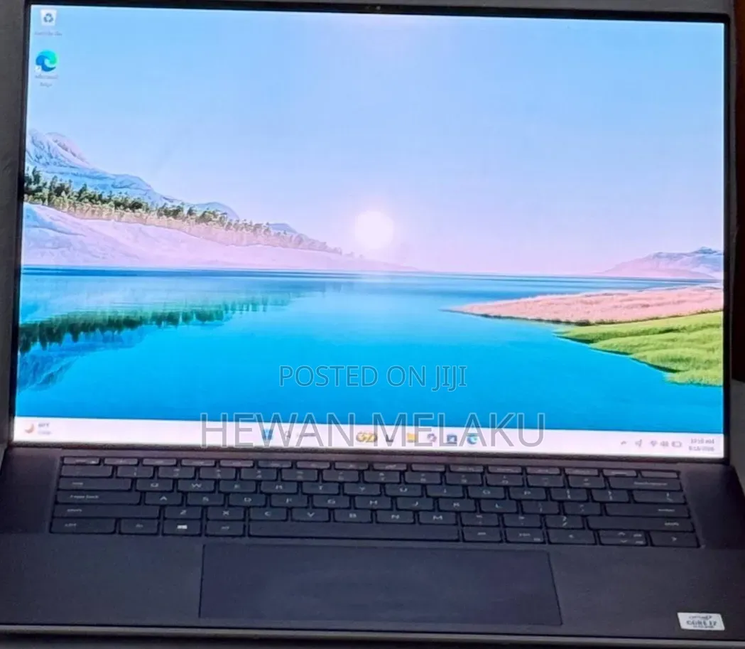 New Laptop Dell XPS 15 32GB Intel Core i7 SSD 1T