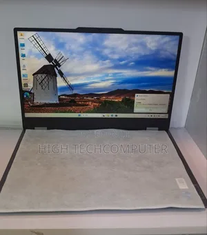 New Laptop Lenovo LOQ 15ARP9 16GB Intel Core i7 SSD 1T