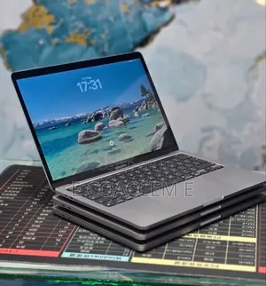 New Laptop Apple MacBook 8GB Apple M1 SSD 512GB