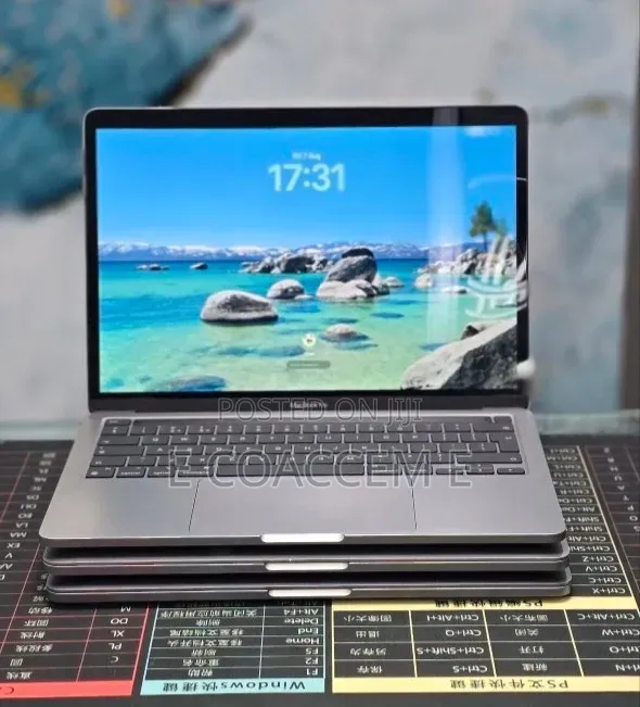 New Laptop Apple MacBook 8GB Apple M1 SSD 512GB