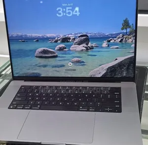 New Laptop Apple MacBook Pro 2021 M1 32GB Apple M1 Max SSD 1T